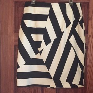 Black and White Geometric Pencil Skirt